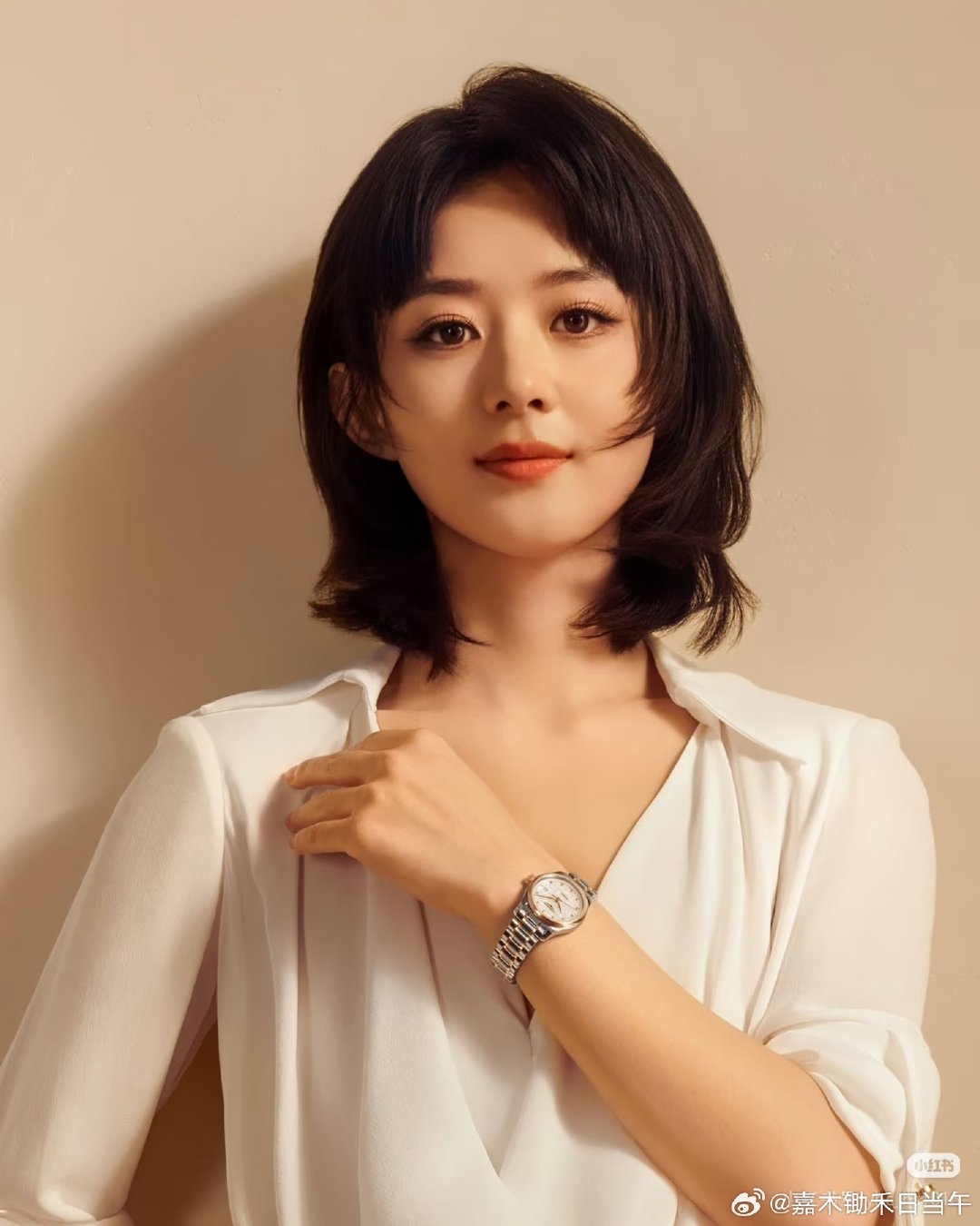 #赵丽颖大C位#
浪琴官网又有全球代言人赵丽颖新图！！谁懂第一张！！ ​