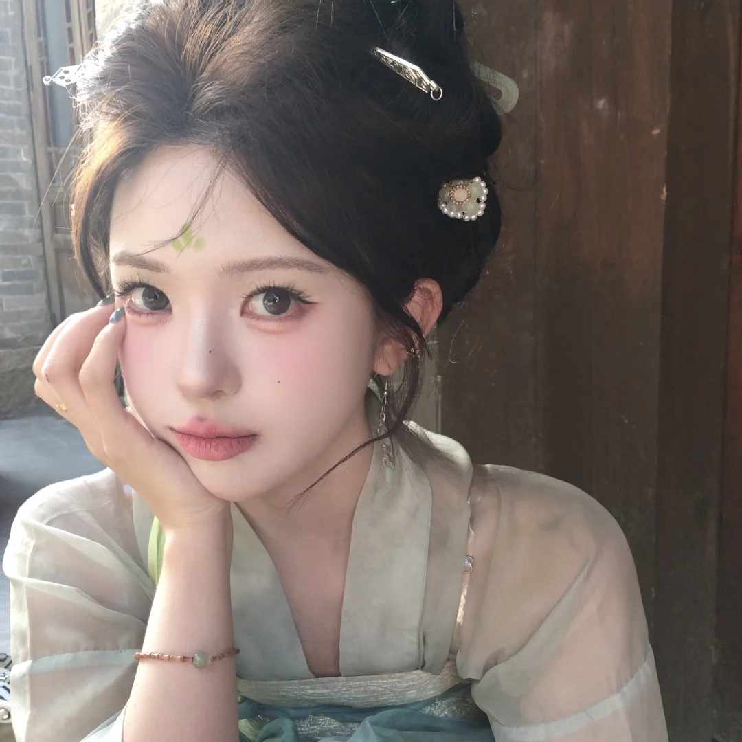 小扇 流萤 满园的笑语