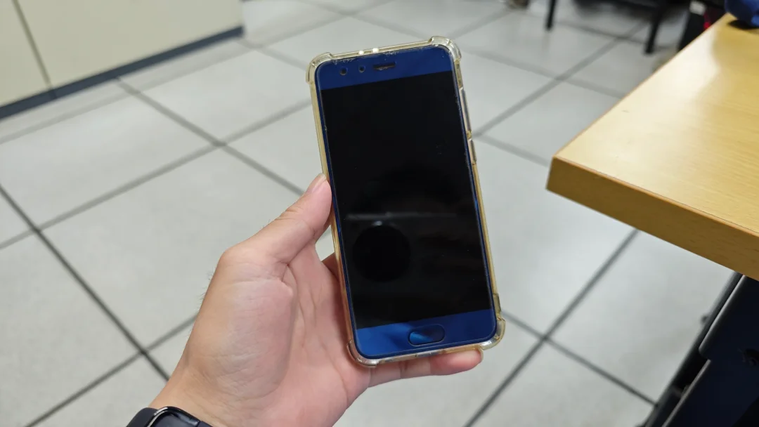 看图猜手机啦，2023还有人用这款