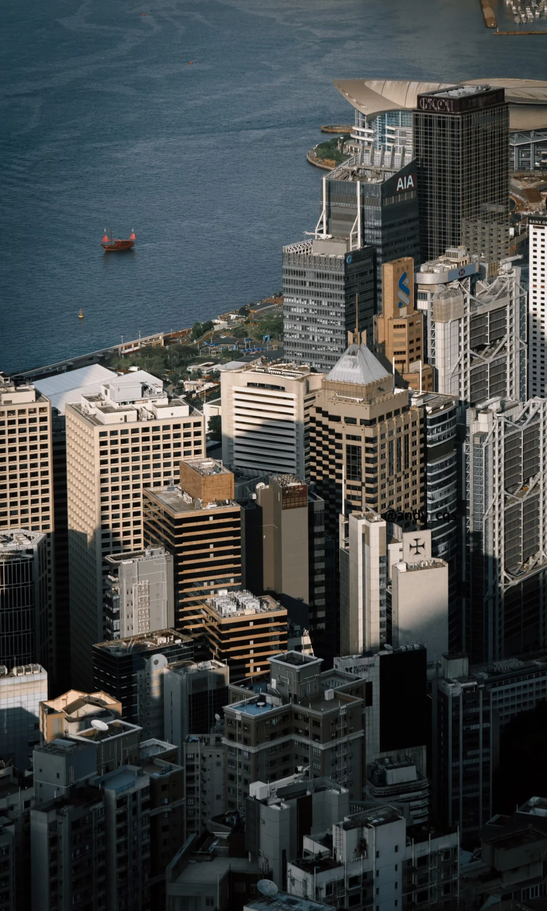 “Moments of Hong Kong”