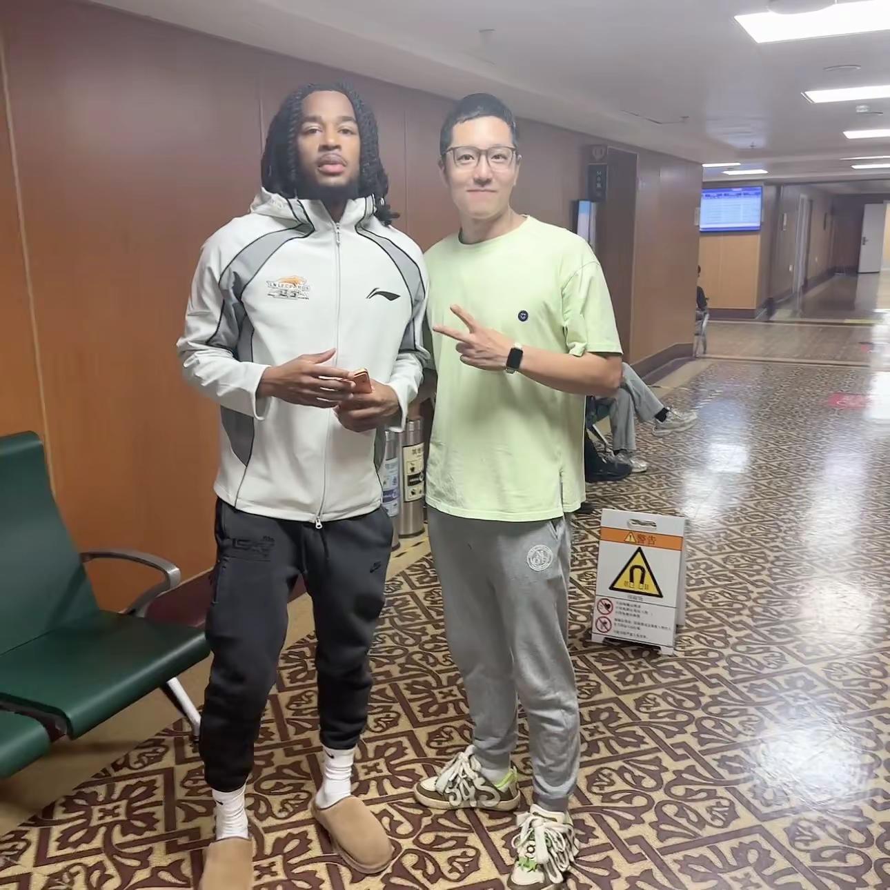 新赛季辽篮后场双🏀不负热爱，保持健康，勇往直前✌️
