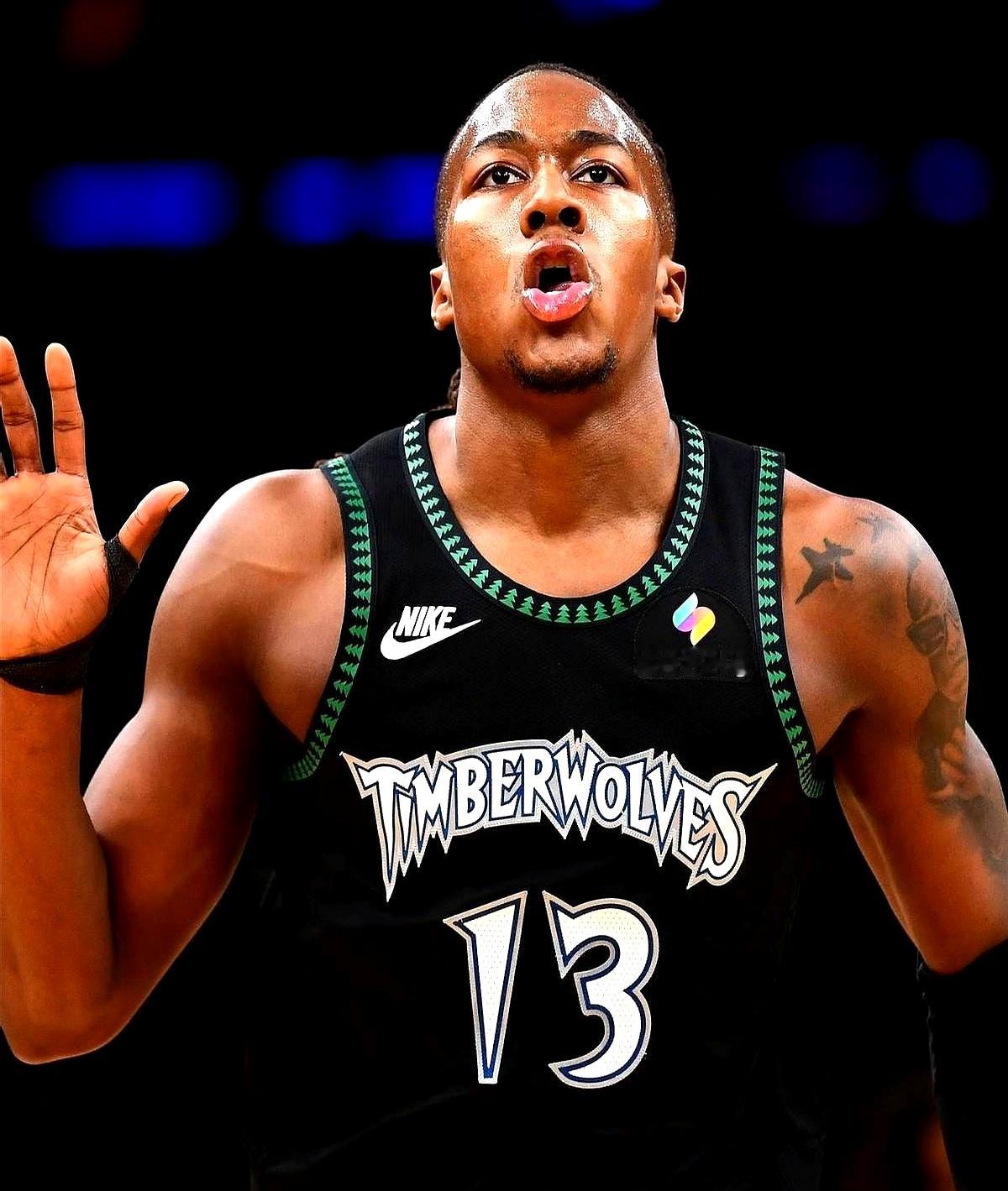 NBA季后赛的残酷，真是让人瞠目结舌。    森林狼两大核心，迪文琴佐...