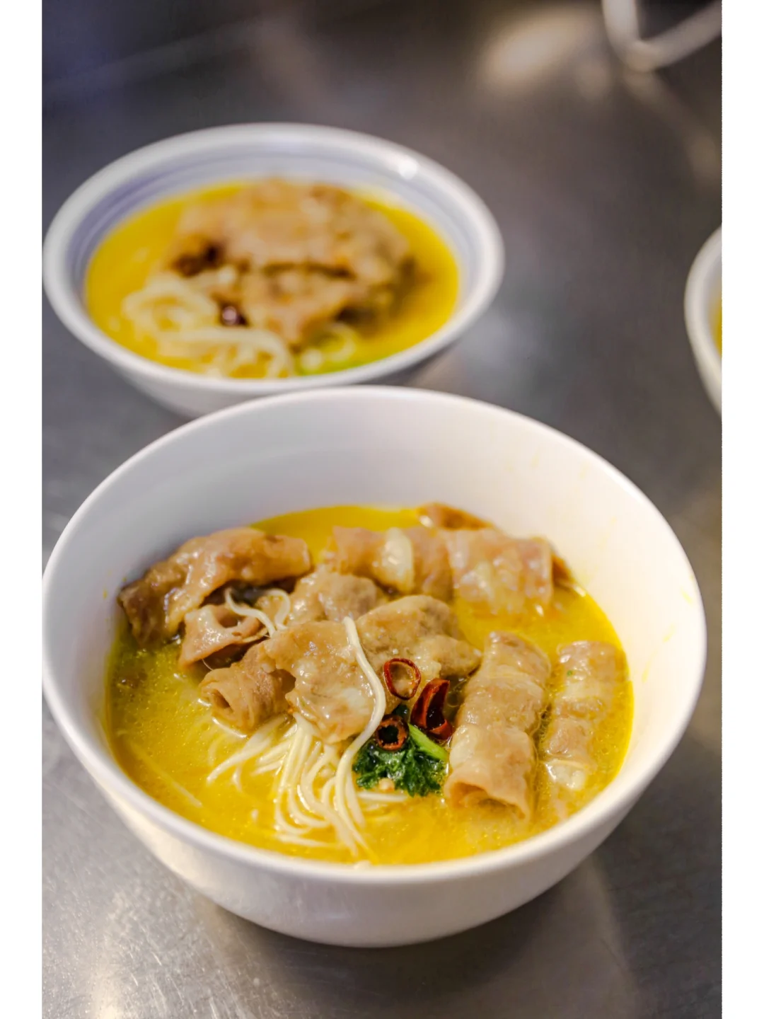 坚持做1000种面不重样（207）酸汤肥牛面