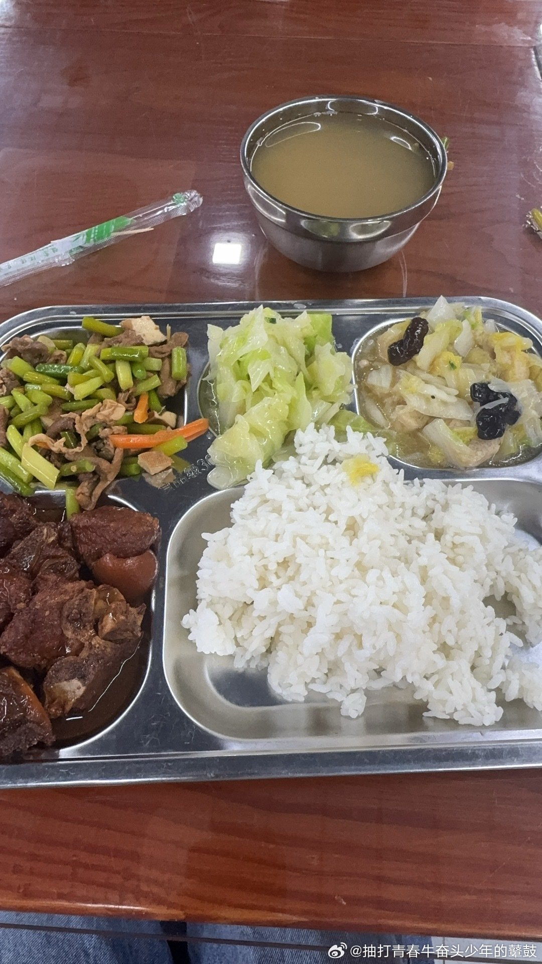 蔚来食堂食物一览 ​