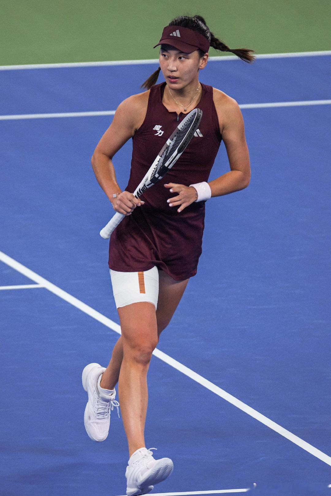 🇨🇳王欣瑜接下来参赛路线
WTA500宁波→WTA500东京→WTA250香港

来到亚洲赛季
王右在新加坡收获两场胜利跻身八强
在中网、武网遭遇连续两战一轮游
后面比赛加油

#中国网球##wta我们在这里# 
#2026宁波网球公开赛# ​
