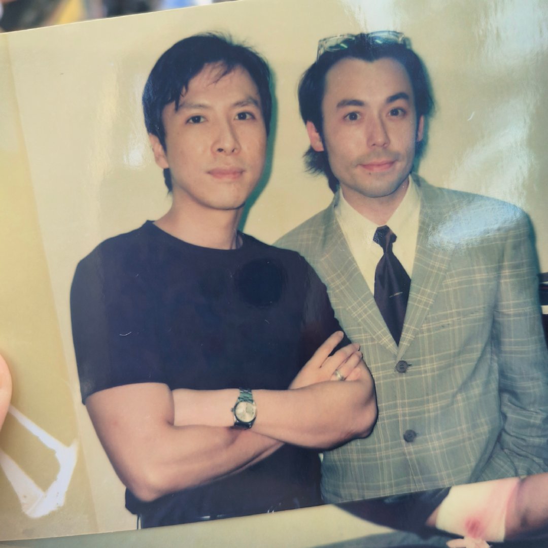 #甄子丹[超话]# 长得好漂亮，萌死了……持续冷傲退基佬 ​