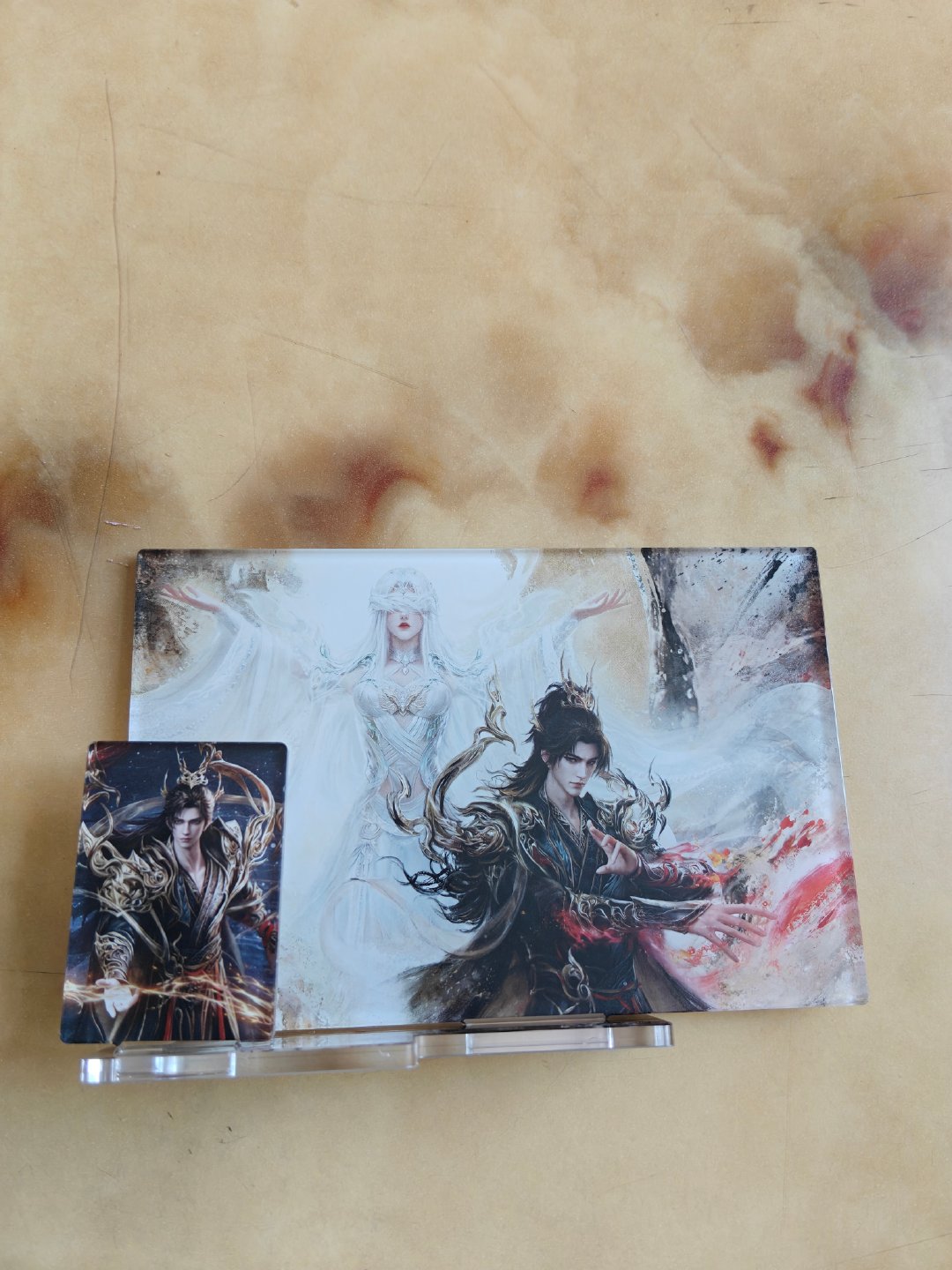 #石昊[超话]# 我在腾讯草场地买的九劫焚天周边到了，都好看，都喜欢，特别是立牌[期待][期待][期待] ​