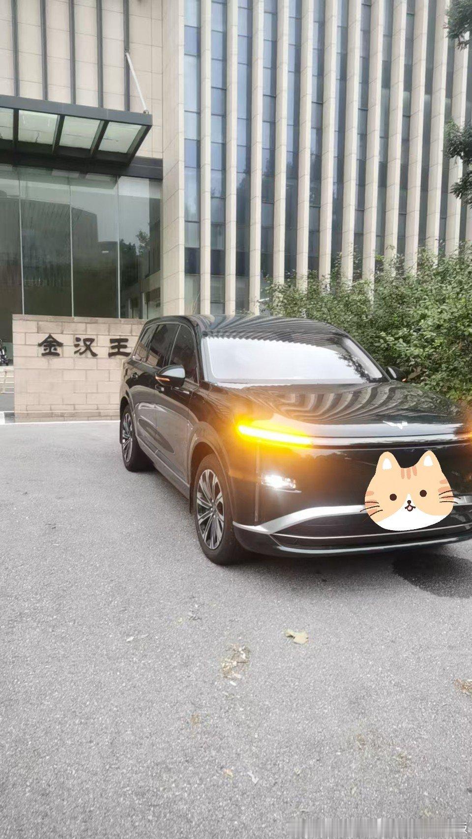 一眼心动｜星光 L
10 万级真大六座，这颜值你打几分？0-10 分
#星光L##我的菱感生活##我的菱感生活##人民五菱营业中 # ​