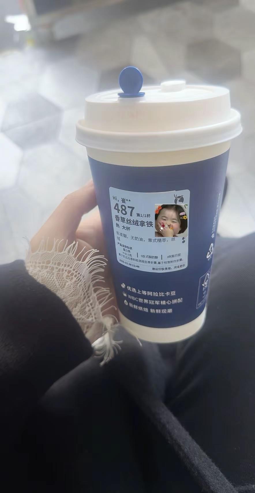 人永远需要两种能力：             好好说话，情绪稳定！