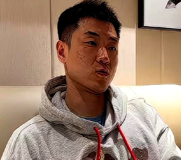 辽宁男篮，居然要去打12进8的附加赛了！    三冠王，常规赛第九，这...