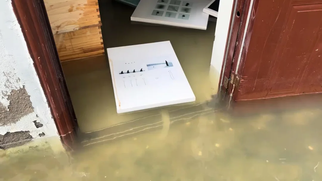 暴雨让我不得不处理我的作品