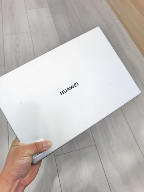 出华为 MateBook D14 便宜入门办公本