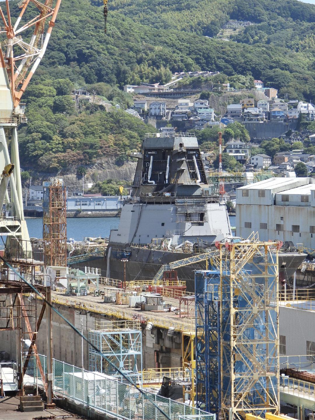 #中外舰闻# 8月29日，三菱重工长崎造船所建造中的海上自卫队CG-191最新进度。 ​