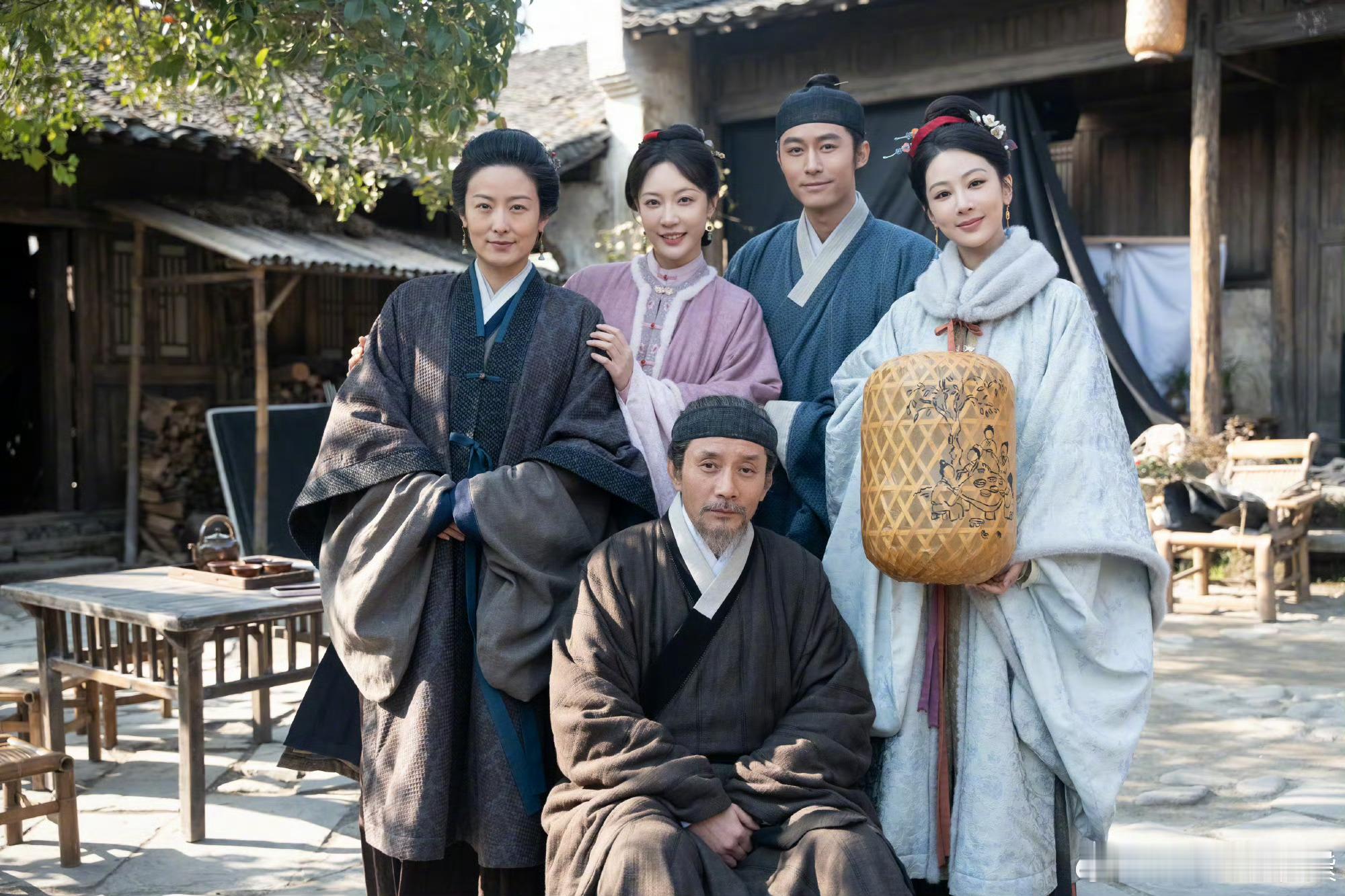 李祯也被家庭成长团宠，家业版的家有儿女，一点没错哈[笑cry] ​​​