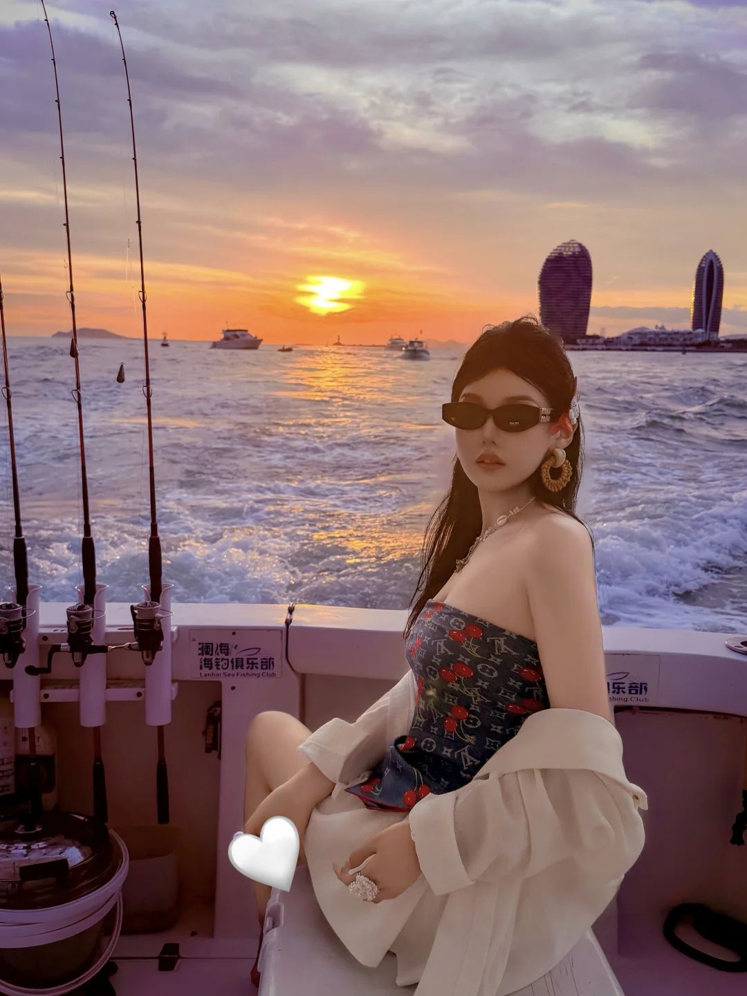 三亚海钓🎣落日巡航 坐游艇海钓 🌅