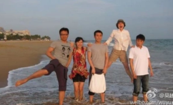 #吴越[超话]# 谁家的小朋友跳这么高呢！ ​
