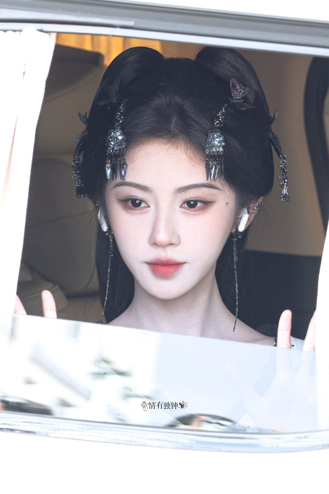 [超话]  开心是小猫 不开心是失落小猫  ​​​