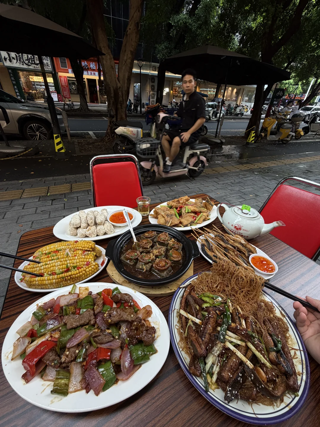 佛山路边的小破店确实好吃啊啊（非网红）