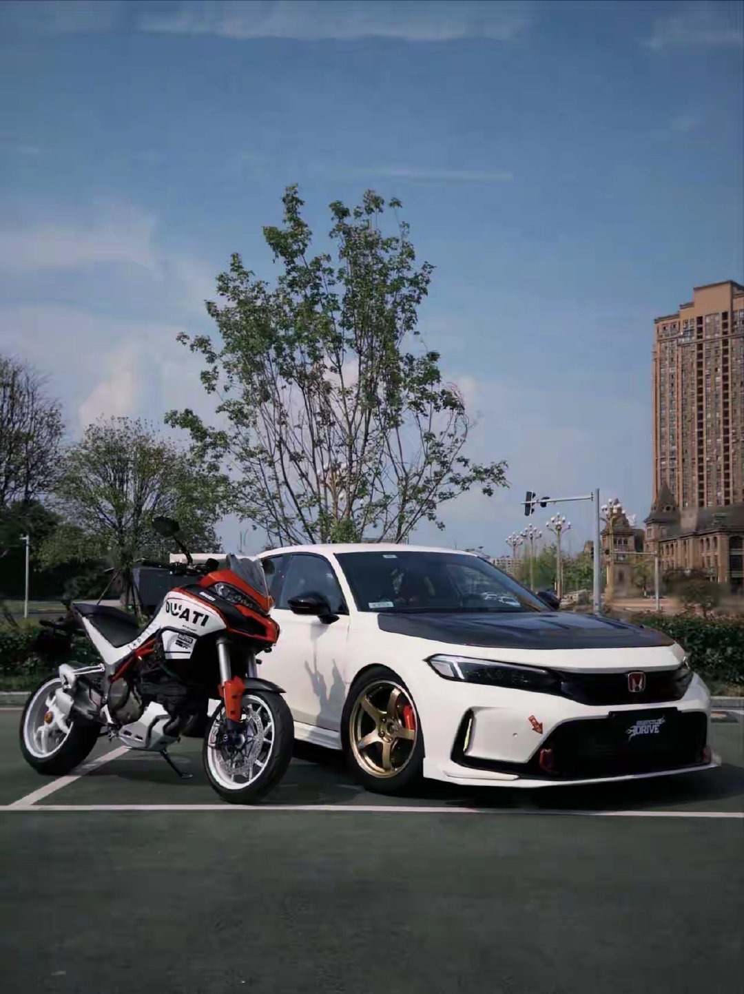 4+2搭配
#杜卡迪##Multistrada##本田##TypeR##FL5# ​