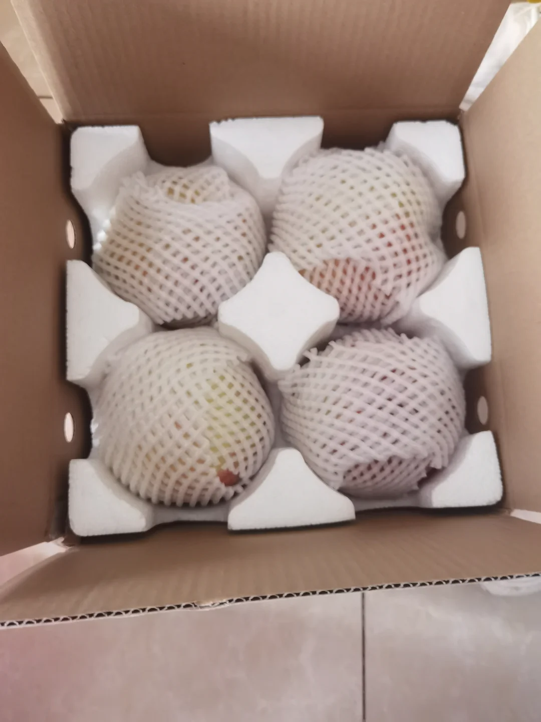 特大号的只有四箱。