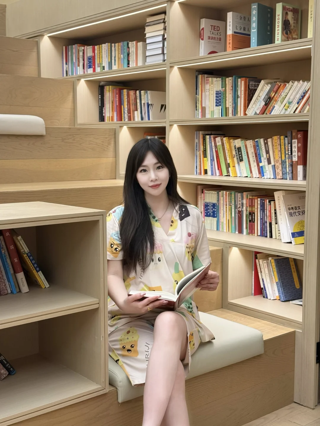 洗澡吃榴莲！周末就要待一整天🛀