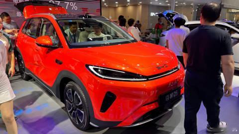最近上市的比亚迪海狮05<br />10万级别的SUV，4.6米车身长...
