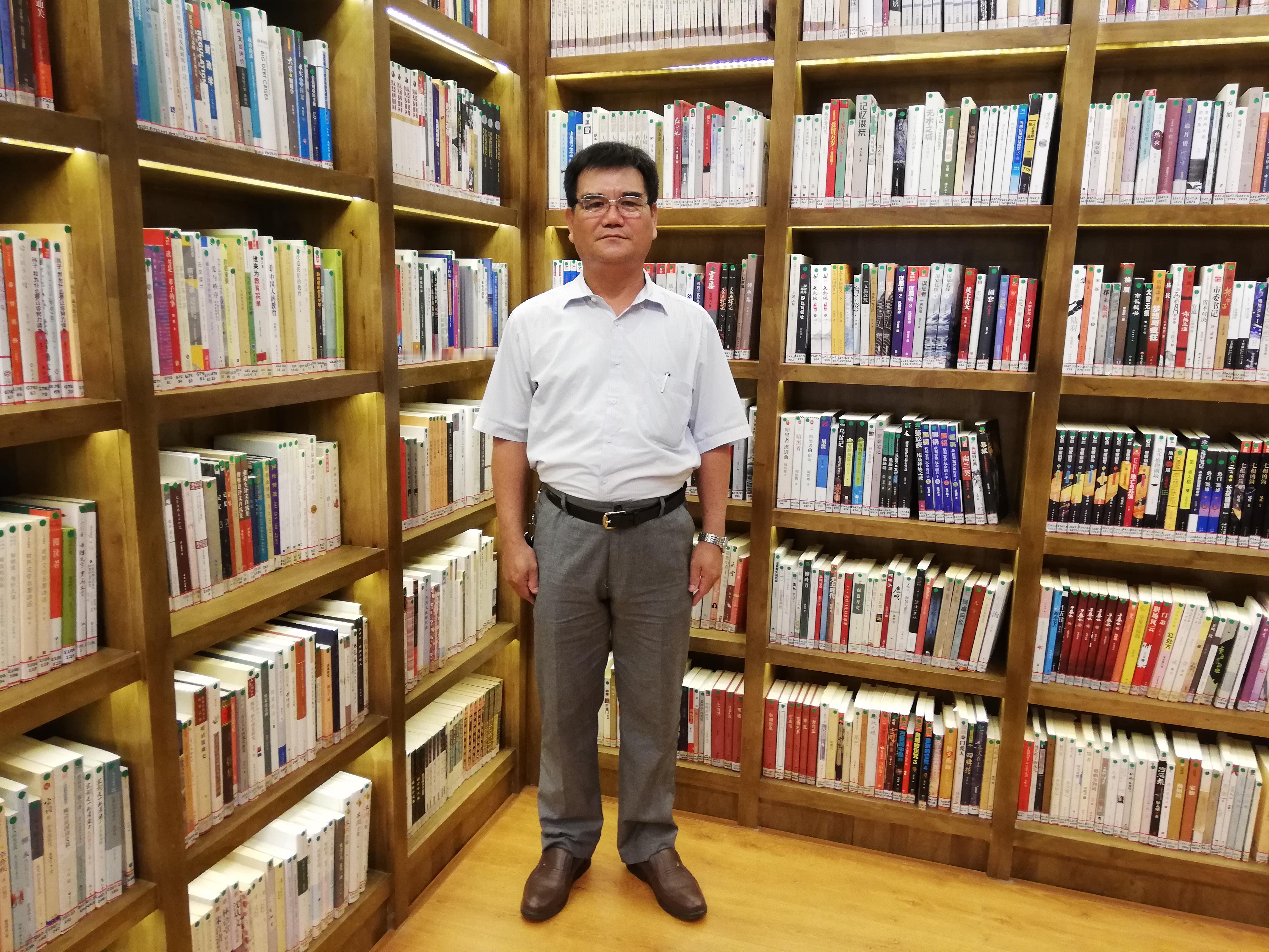 此男子是妥妥的三观不正之渣男！你做初一，我做十五！美女！不能与此渣男共度余生。！