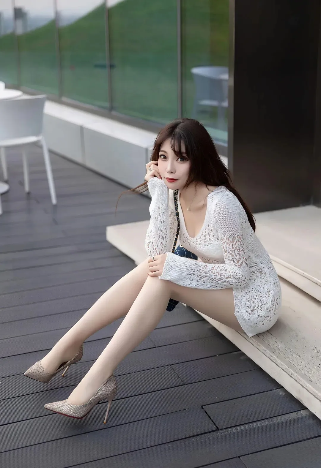 性感肉丝大长腿，迷人蕾丝裙 美女，甜妹 大长腿