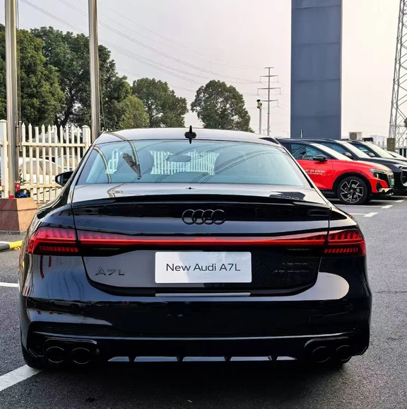 27万2落地的豪华版今日提车
