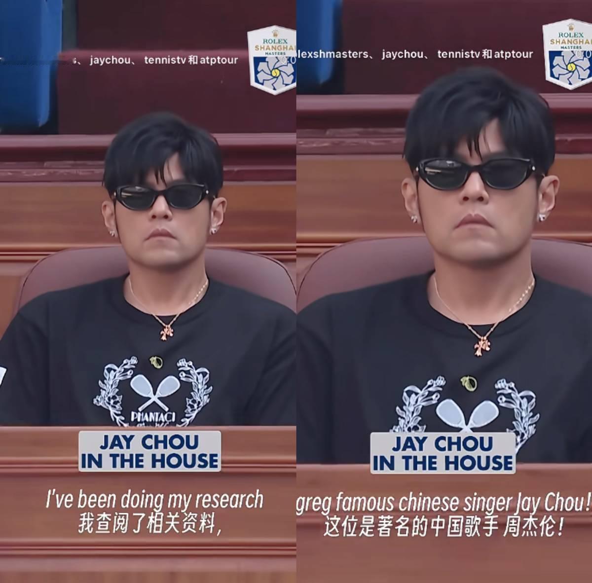 情况来了，选择重要，谁选对了？
周杰伦在上海打网球，被人说他是中国歌手。他什么都没讲，直接把那段视频转到了网上。下面配的字就是“著名中國歌手”，一个字没改。
这事没什么好争的，他都做了。
蔡康永那边就不一样了。他被拍到坐在一个集会的前排，手里还拿着应援棒。那场集会的人，已经被点名过。
后来他公司说是