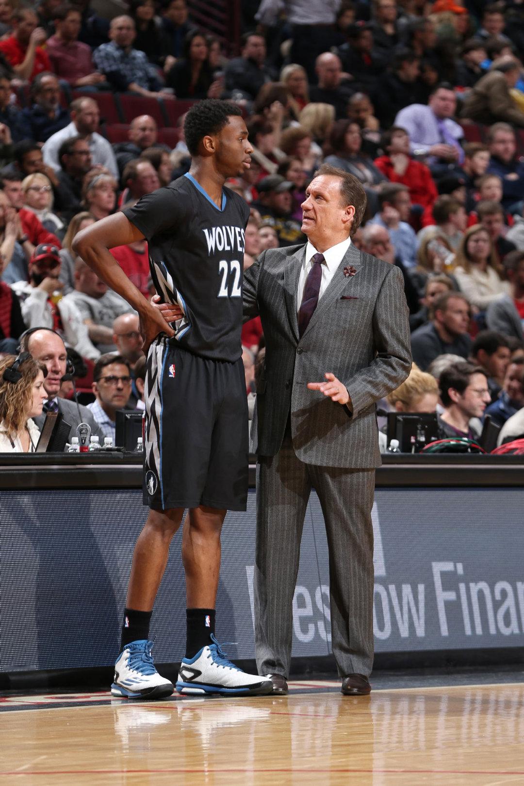 Andrew Wiggins & Flip Saunders

#维金斯##nba# ​