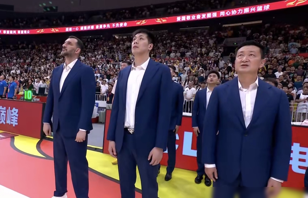 赢球的代价，是暴露了三大致命短板。 代理主帅拉科维奇赛后很实诚：“全...