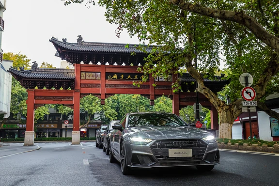 天呐‼️A7L降到30万都不要啦！