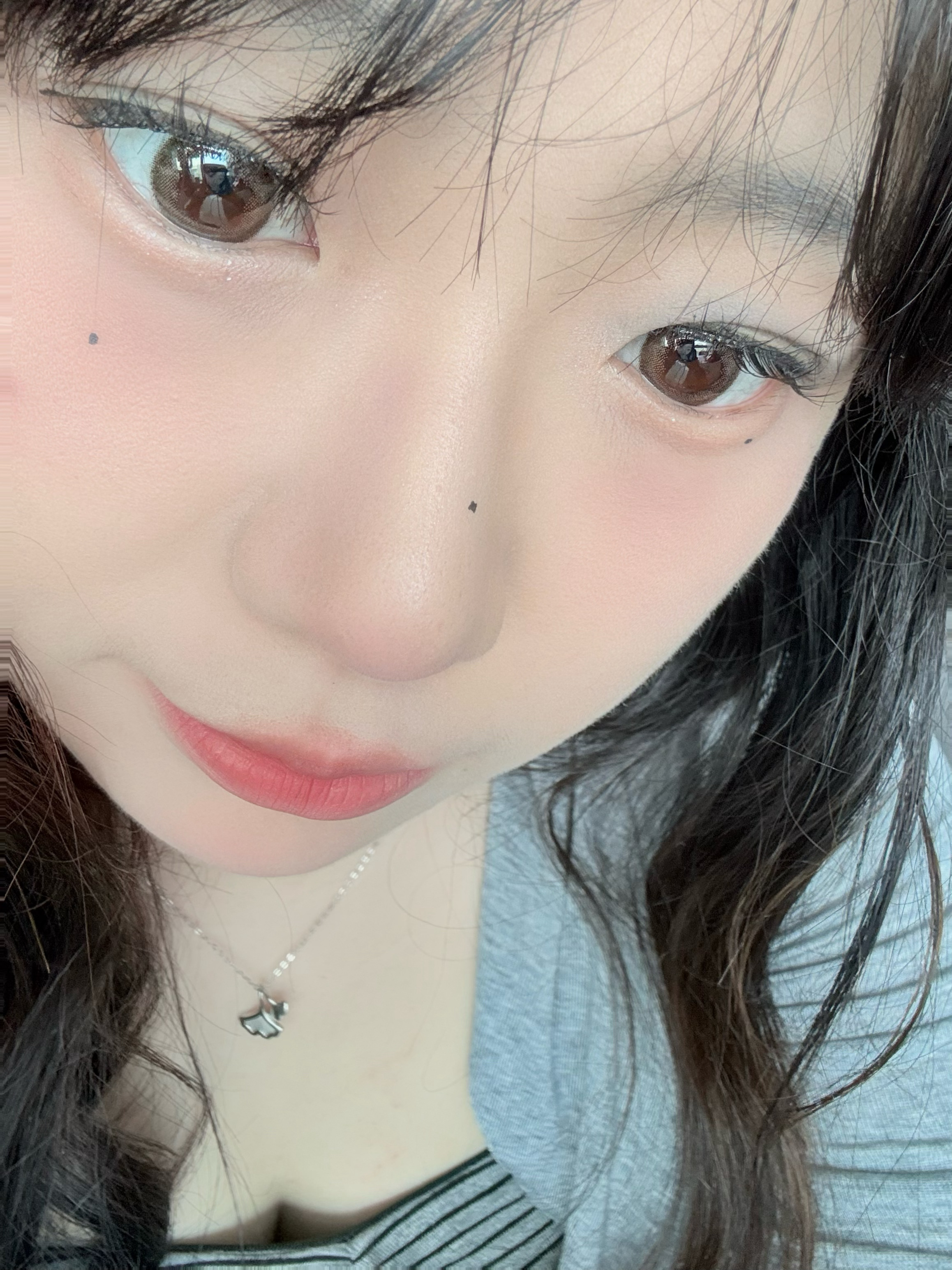 我要跟免胶假睫毛绝交…… 根本不翘！ ​​​