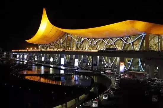 逆转，昆明长水击败重庆江北机场！