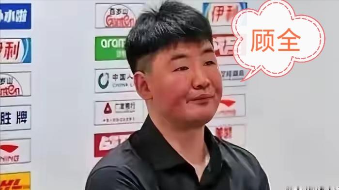 绝境逆袭！深圳青年军第四节掀翻山西，打脸质疑！
      近期的深圳男篮状态低迷，接连遭遇大败：不敌上海32分、惨败北京首钢58分、主场负于北控33分，连续大比分失利让球队备受争议。此番迎战劲旅山西汾酒男篮，外界普遍认为深圳将再度迎来一场惨败。毕竟山西状态正盛，此前更是击败过上海男篮，整体实力与竞