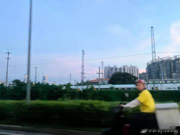 这里住应该挺不错的。天河公园好喜欢，安静人少，空间大，感觉是我目前广州...